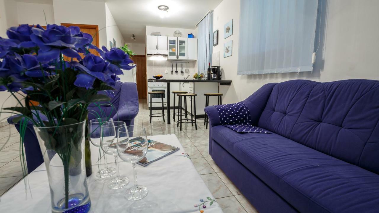 Josephine Apartment Нивице Екстериор снимка