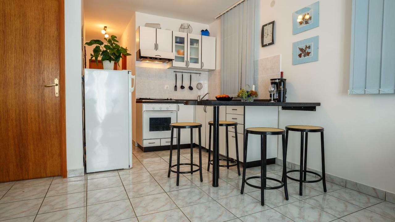 Josephine Apartment Нивице Екстериор снимка